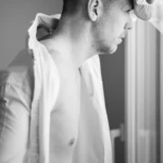 Photo boudoir hommes @laumi-photographie.com